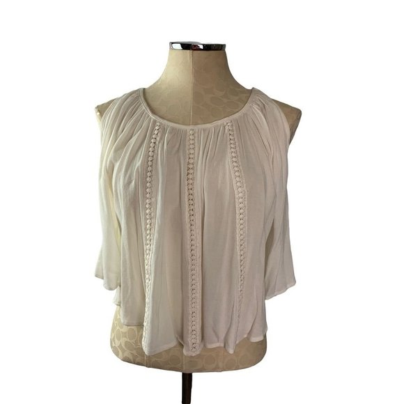 Medium Sun & Shadow Women's Cold Shoulder Crop Blouse Off White - Picture 2 of 7